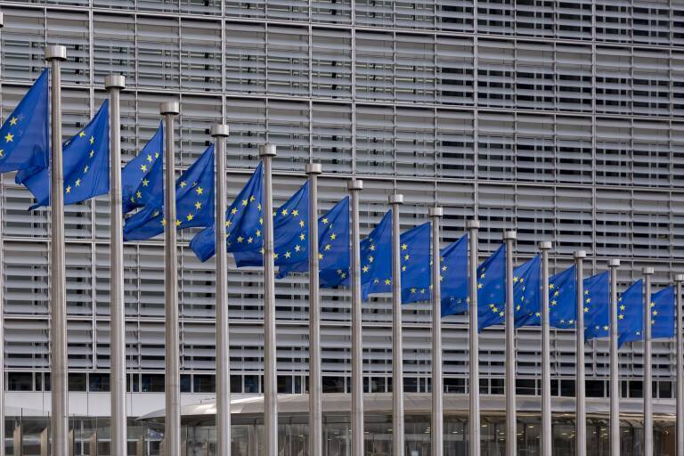 Carbón para Sánchez por los fondos europeos