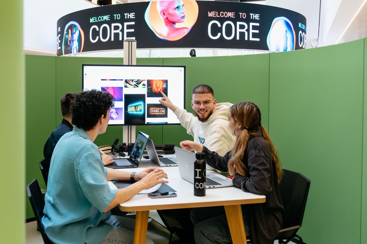 The Core incluye módulos sobre inteligencia artificial generativa en sus formaciones y másteres del sector audiovisual
