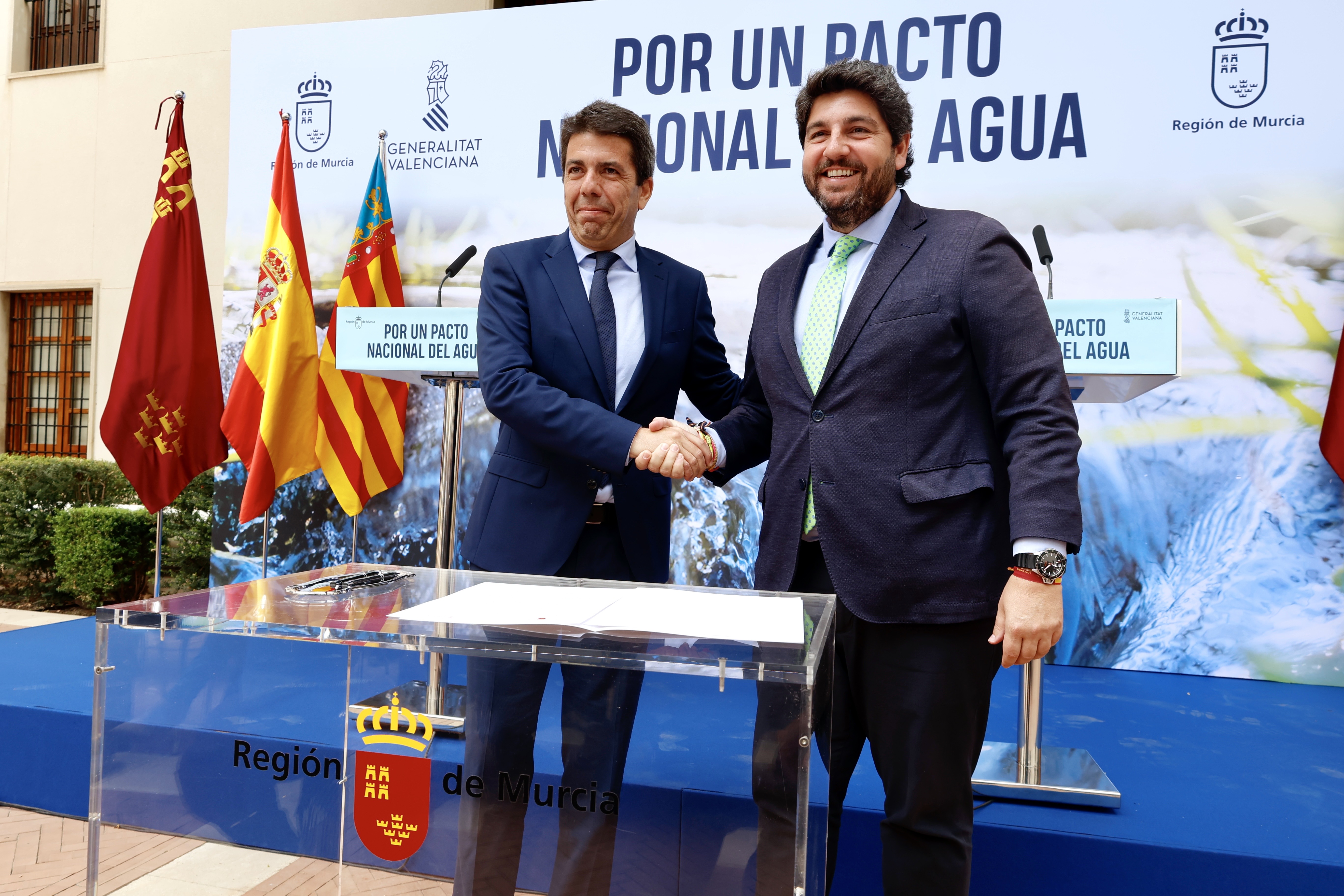 López Miras y Mazón unen sus lazos de 