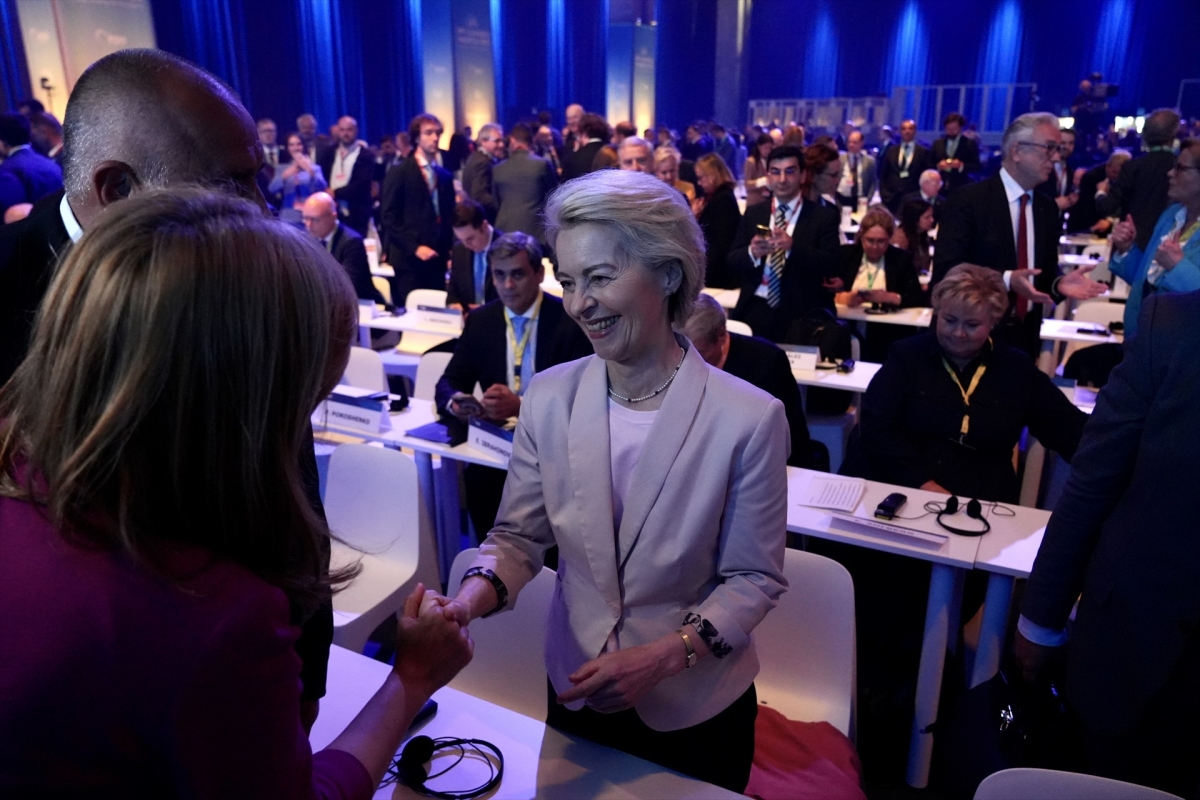 Von der Leyen elogia desde València la 