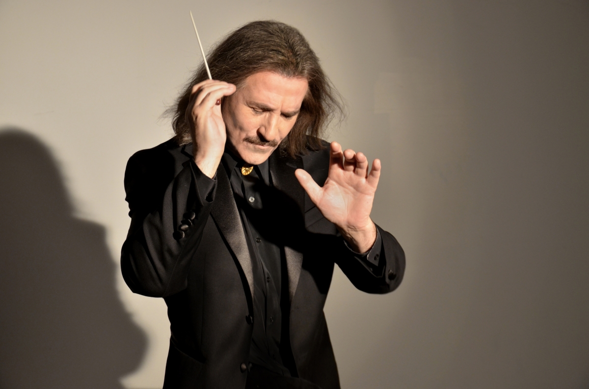 Luis Cobos y La Primitiva de Llíria protagonizarán un concierto solidario en el Palau 