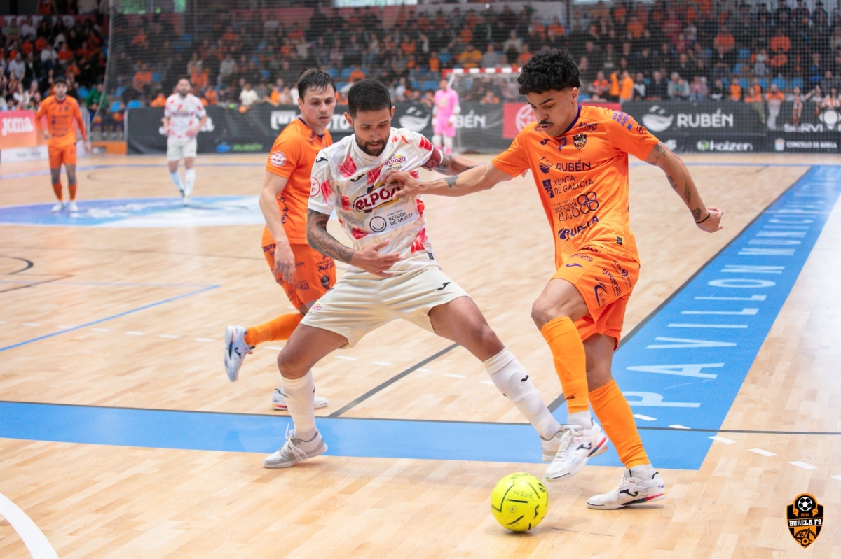 ElPozo Murcia remonta para firmar su acceso a los play off por el título 